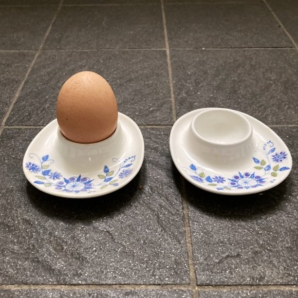 Pair #3 - Lovely vintage Figgjo Flint egg cups from Norway - Lotte line - Picture 1 of 5